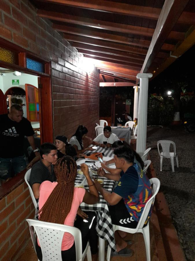 Hotel Boutique Los Gentiles Santa Fe de Antioquia Εξωτερικό φωτογραφία
