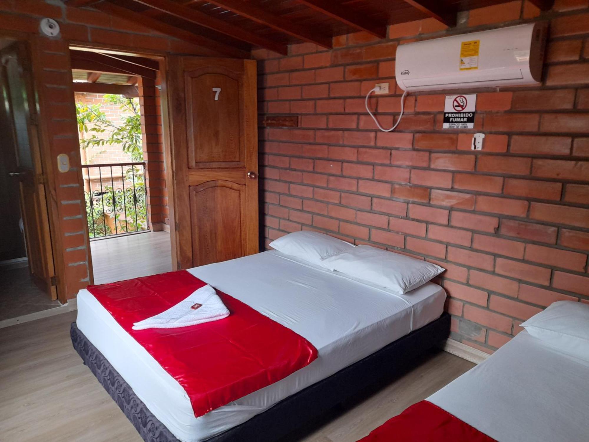 Hotel Boutique Los Gentiles Santa Fe de Antioquia Δωμάτιο φωτογραφία