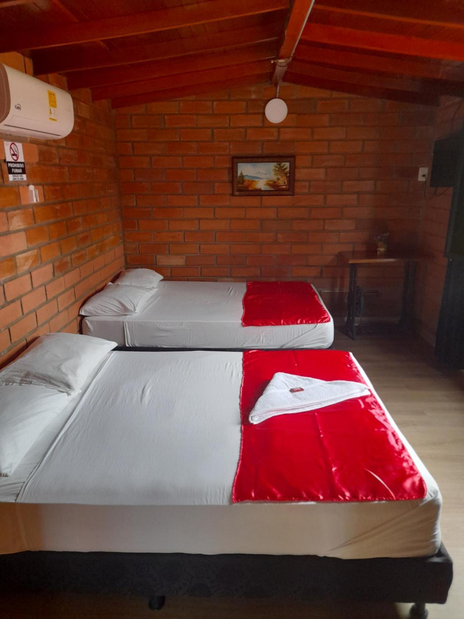 Hotel Boutique Los Gentiles Santa Fe de Antioquia Δωμάτιο φωτογραφία