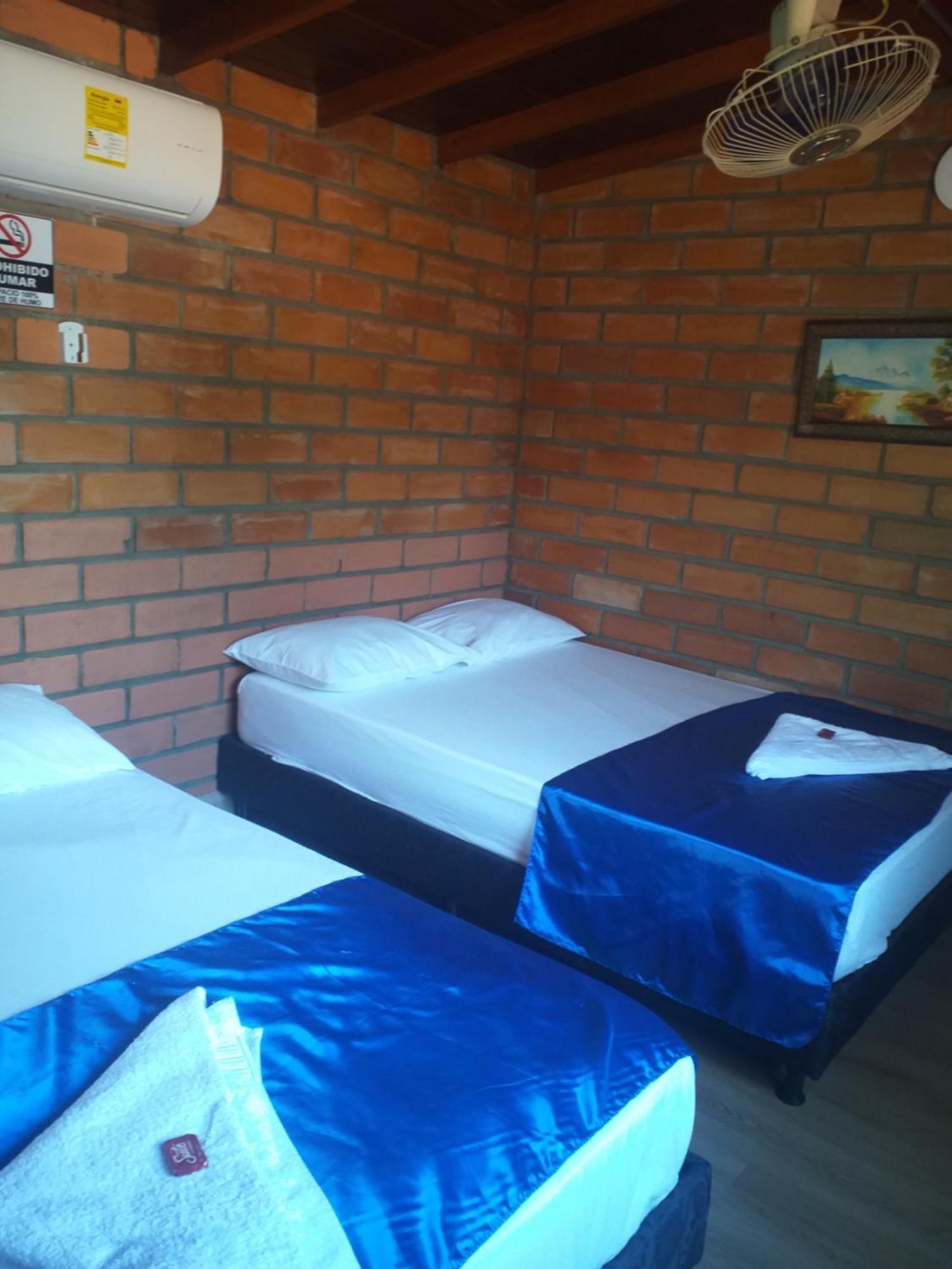 Hotel Boutique Los Gentiles Santa Fe de Antioquia Δωμάτιο φωτογραφία