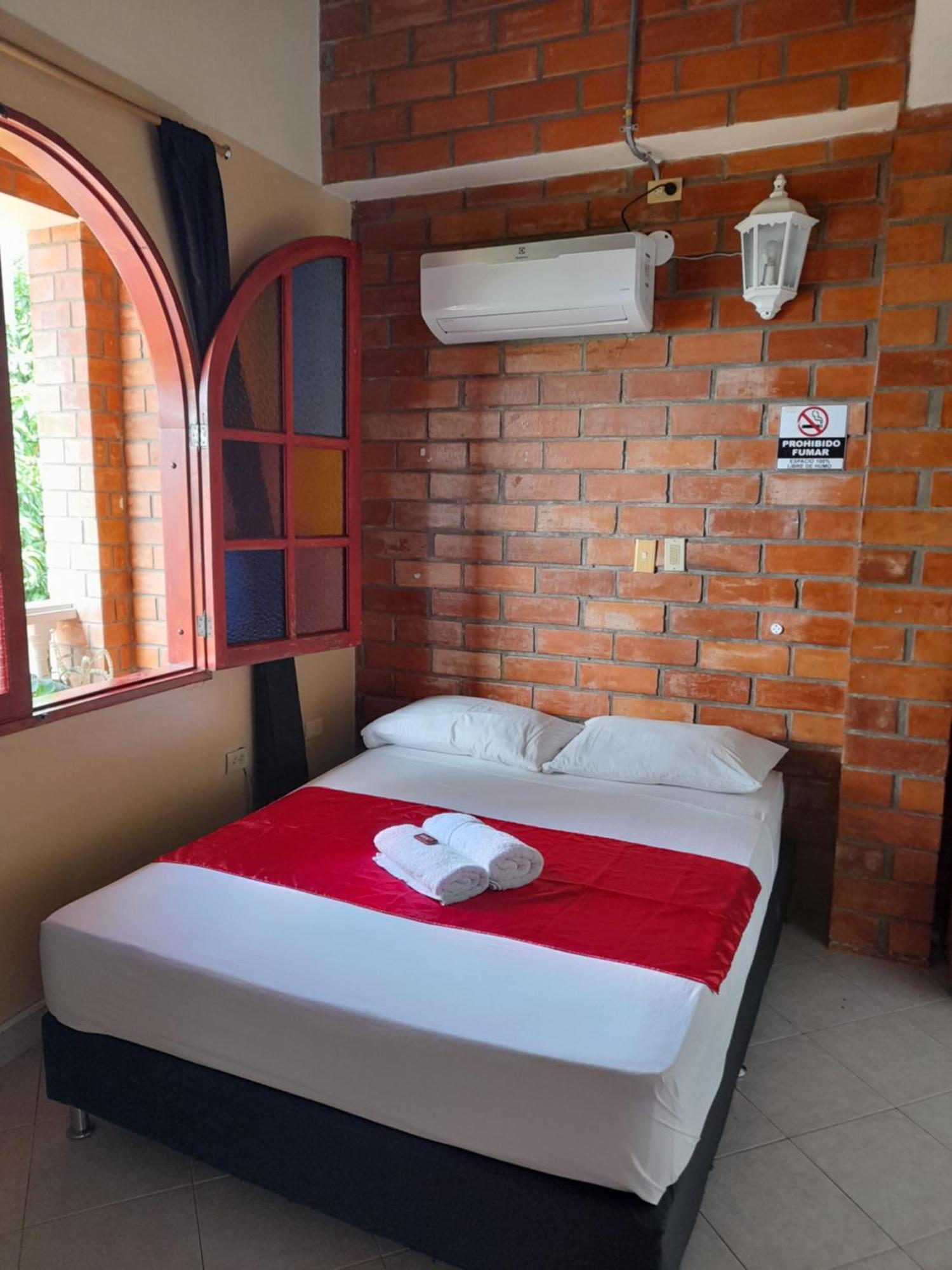 Hotel Boutique Los Gentiles Santa Fe de Antioquia Δωμάτιο φωτογραφία