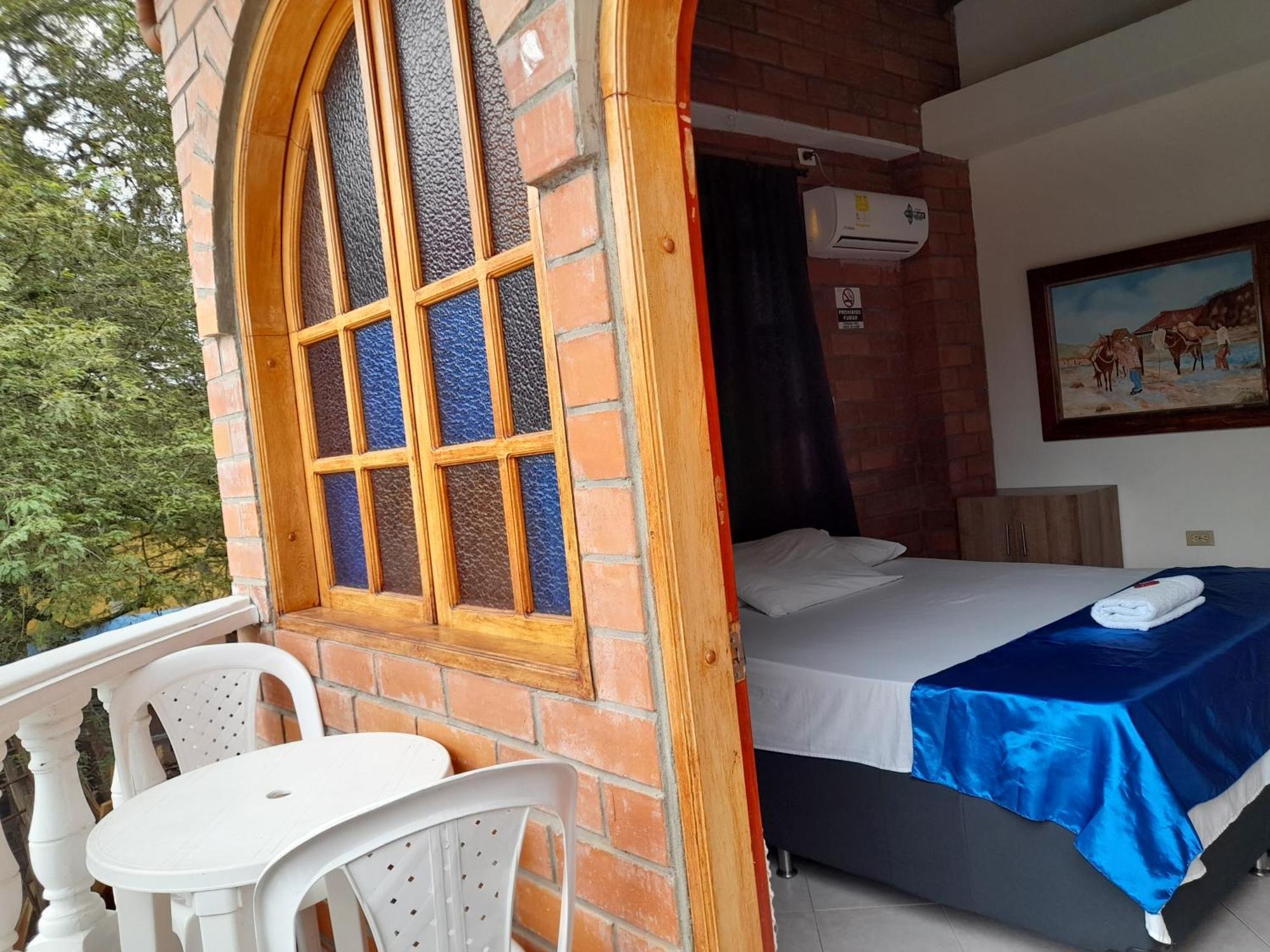 Hotel Boutique Los Gentiles Santa Fe de Antioquia Δωμάτιο φωτογραφία